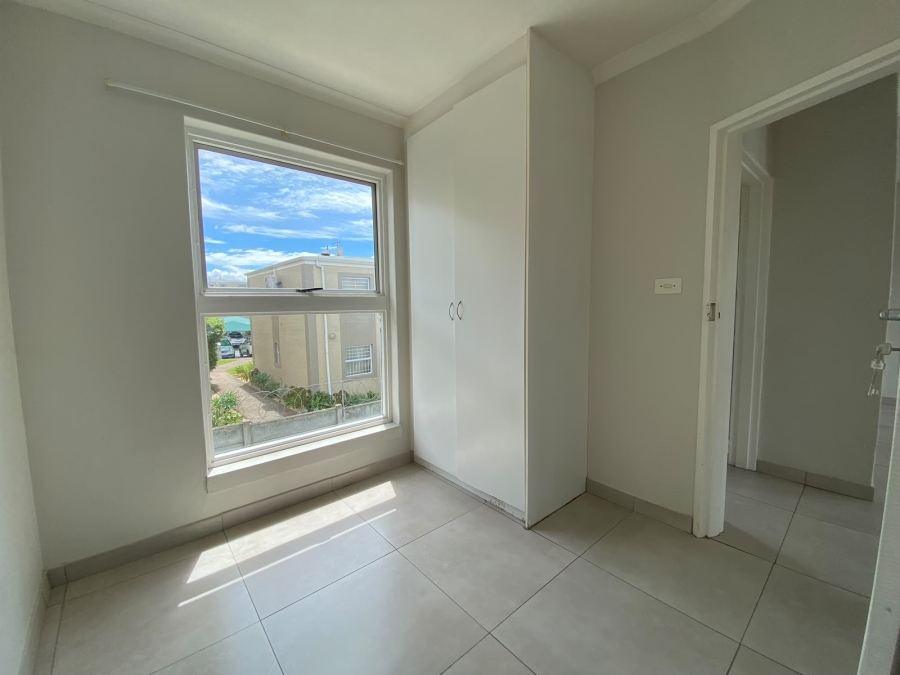 To Let 2 Bedroom Property for Rent in Vredekloof East Western Cape